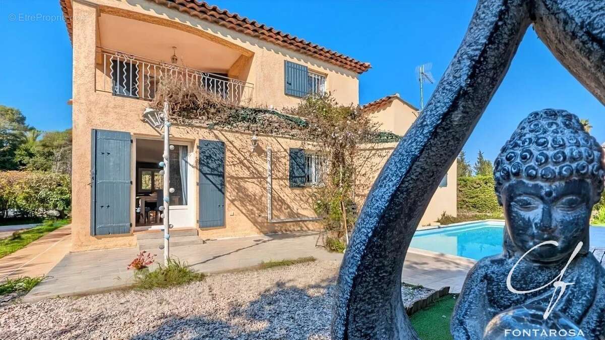 Maison à SAINT-RAPHAEL