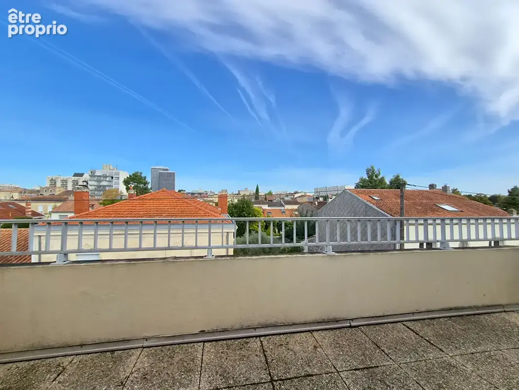 Studio 16m² avec terrasse et parking - photo 3