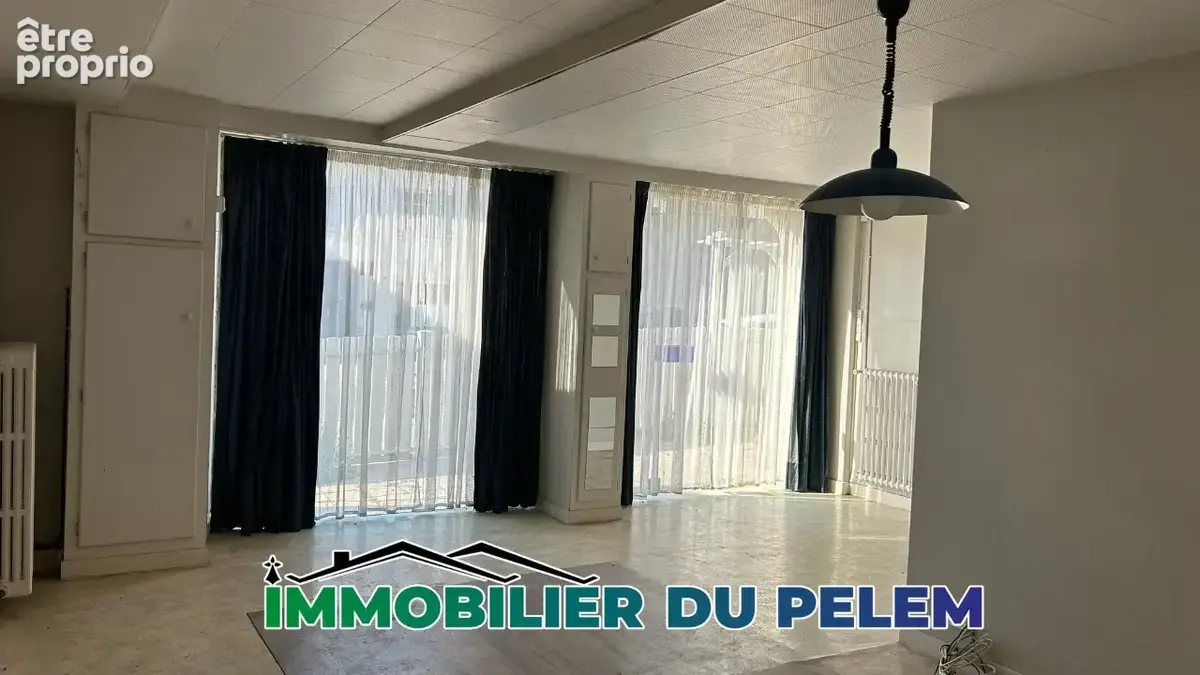 Maison de ville 180 m2   possibilité 2 logements   fort potentiel - St Nicolas du Pélem - Centre Bretagne - photo 3