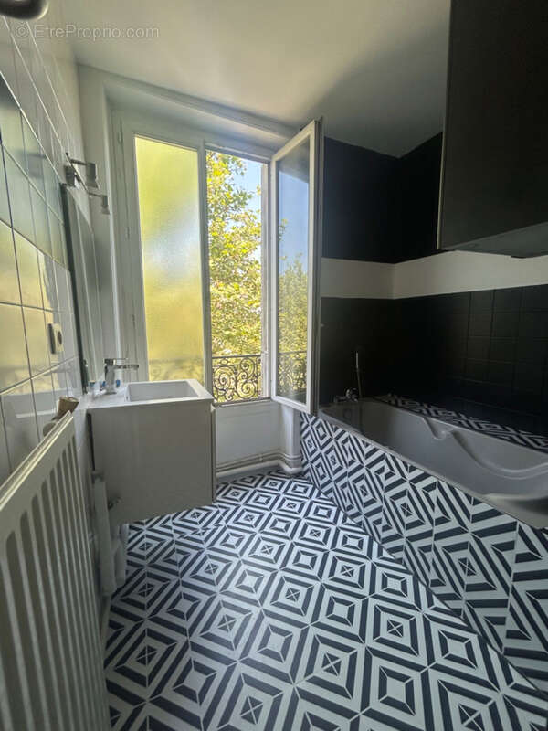 Appartement à SAINT-ETIENNE
