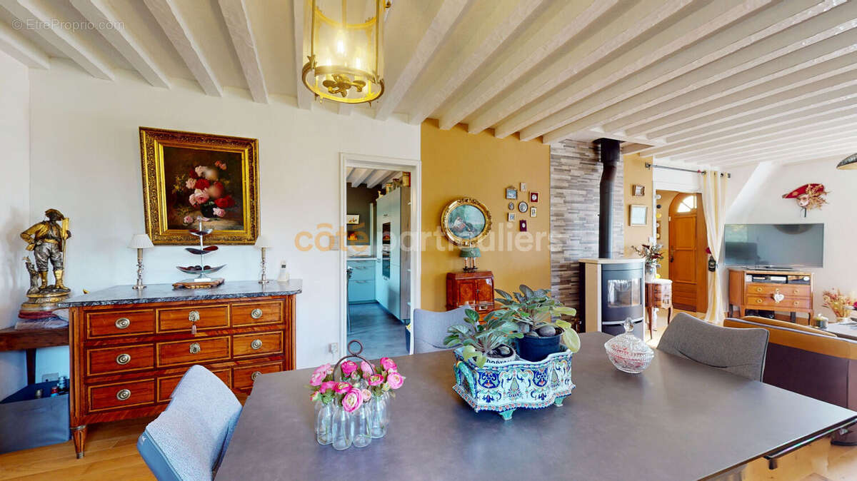 Maison à LE VAL-SAINT-PERE