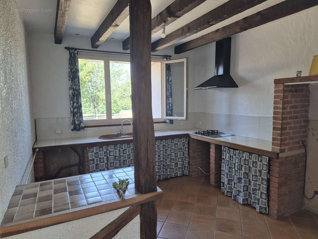 Maison à BOURDEILLES