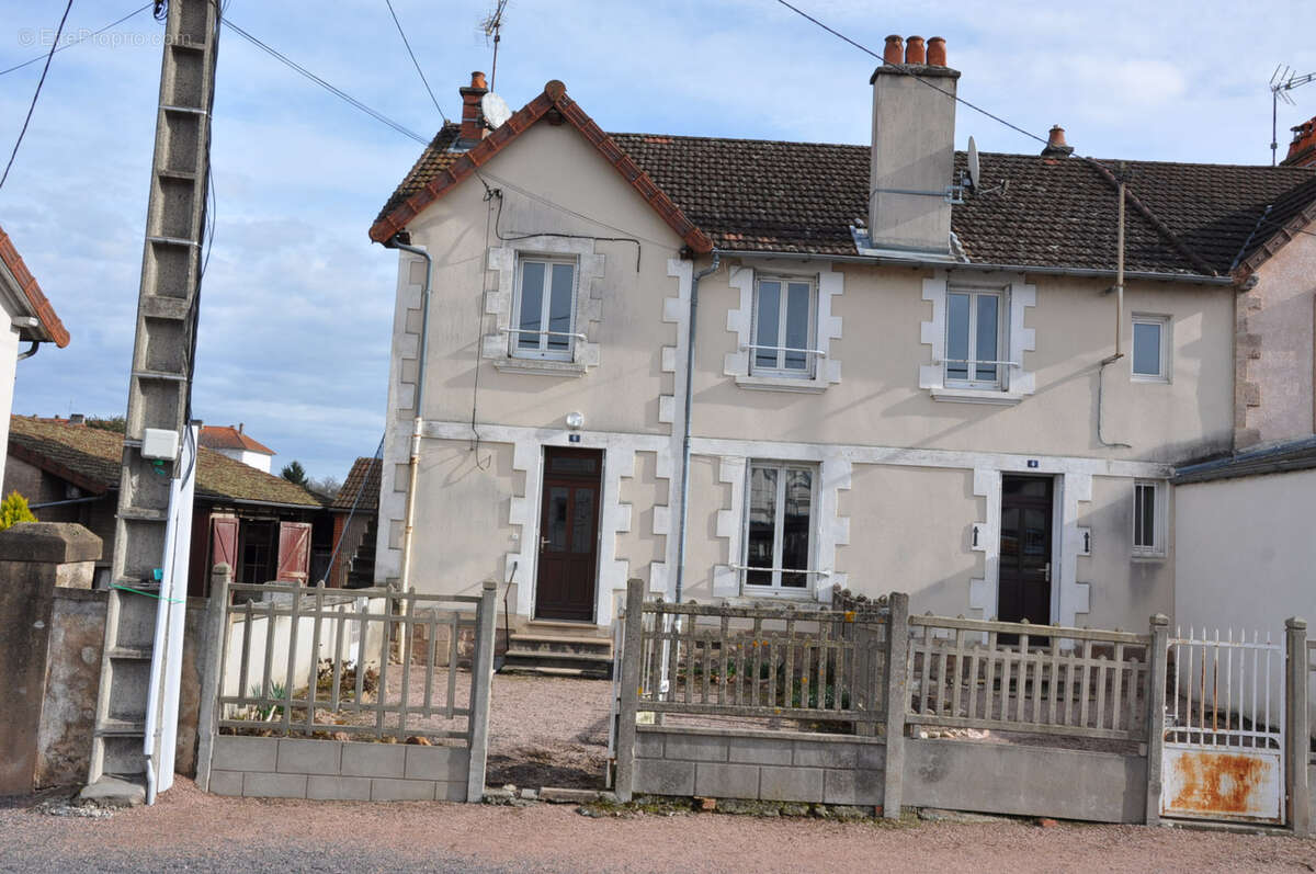 Maison à LAPALISSE