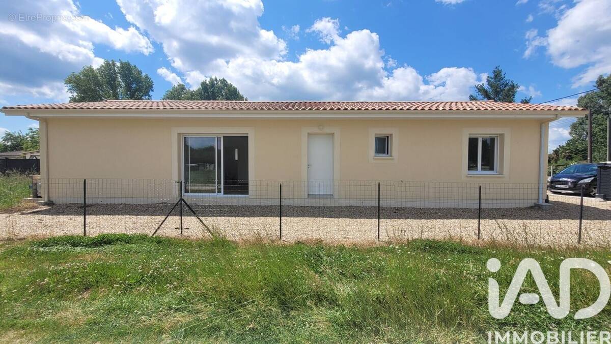 Photo 1 - Maison à COUTRAS