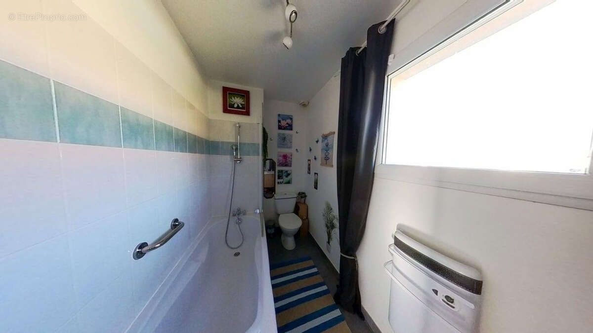 Maison à LASGRAISSES