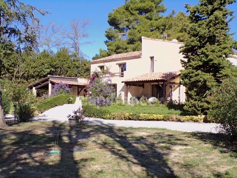 Maison à CRUZY
