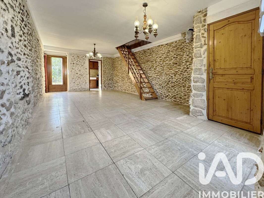 Photo 5 - Maison à GUIGNES