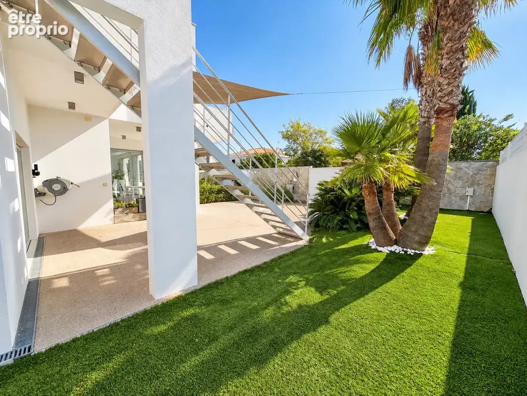Villa d'architecte avec piscine et deux appartements indépendants - photo 15