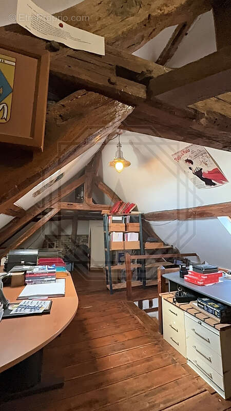 Maison à VILLENEUVE-LES-SABLONS