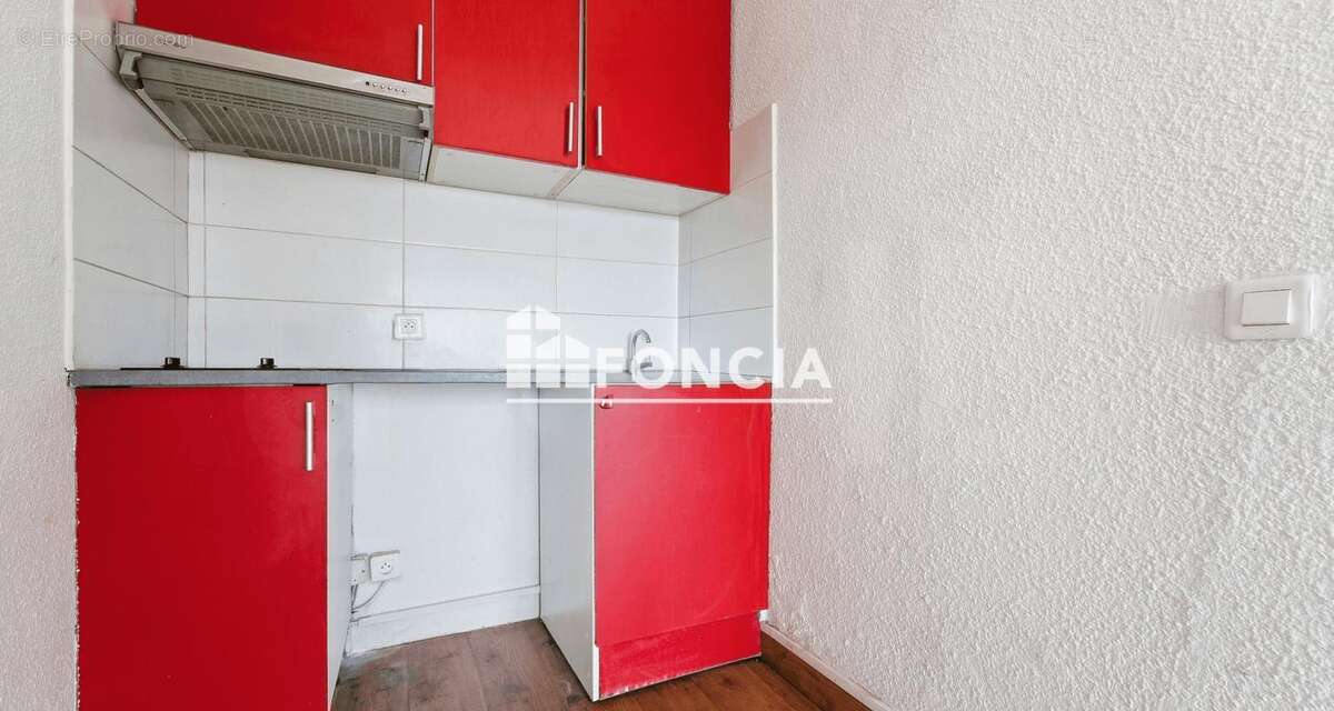 Appartement à SAINT-LAURENT-DU-VAR