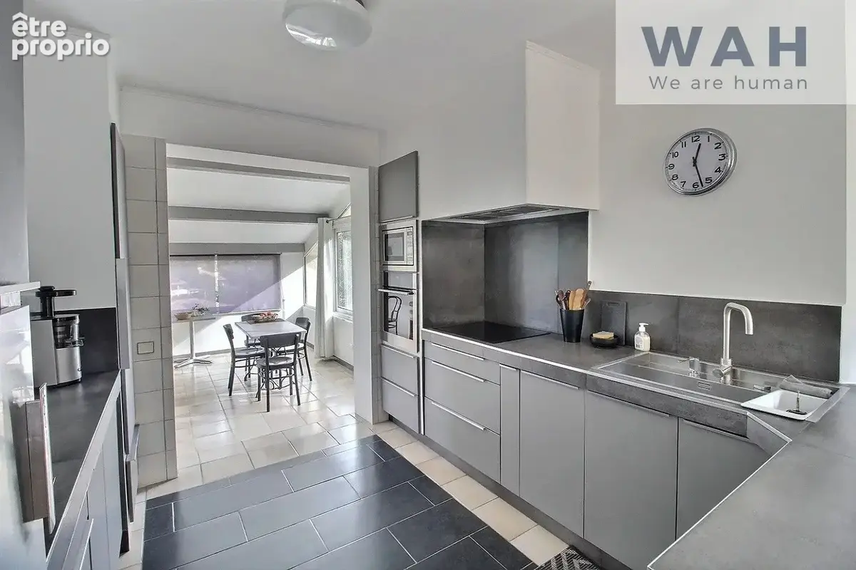 Vente villa 8 pieces a saint-clement-de-riviere - photo 4