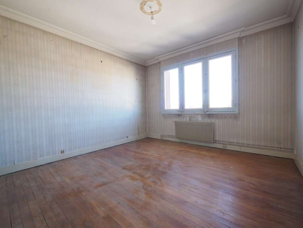 Maison à BOIS-D'ARCY