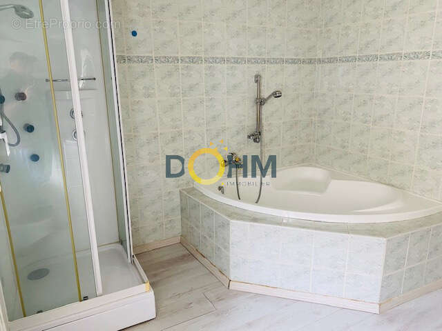 maison de village avec commerce - photo 4