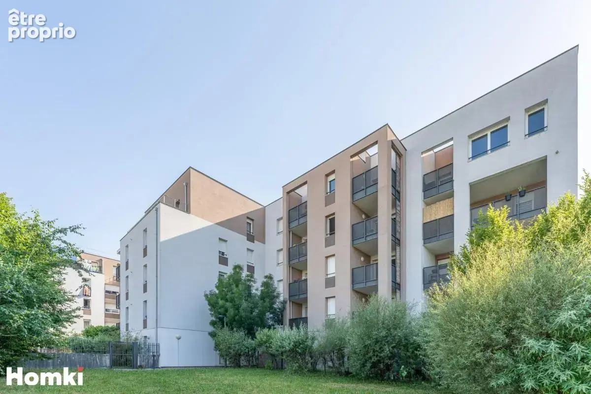 Appartement T3 de 72 m²- Avenue Viviani - Lyon 8 - photo 11