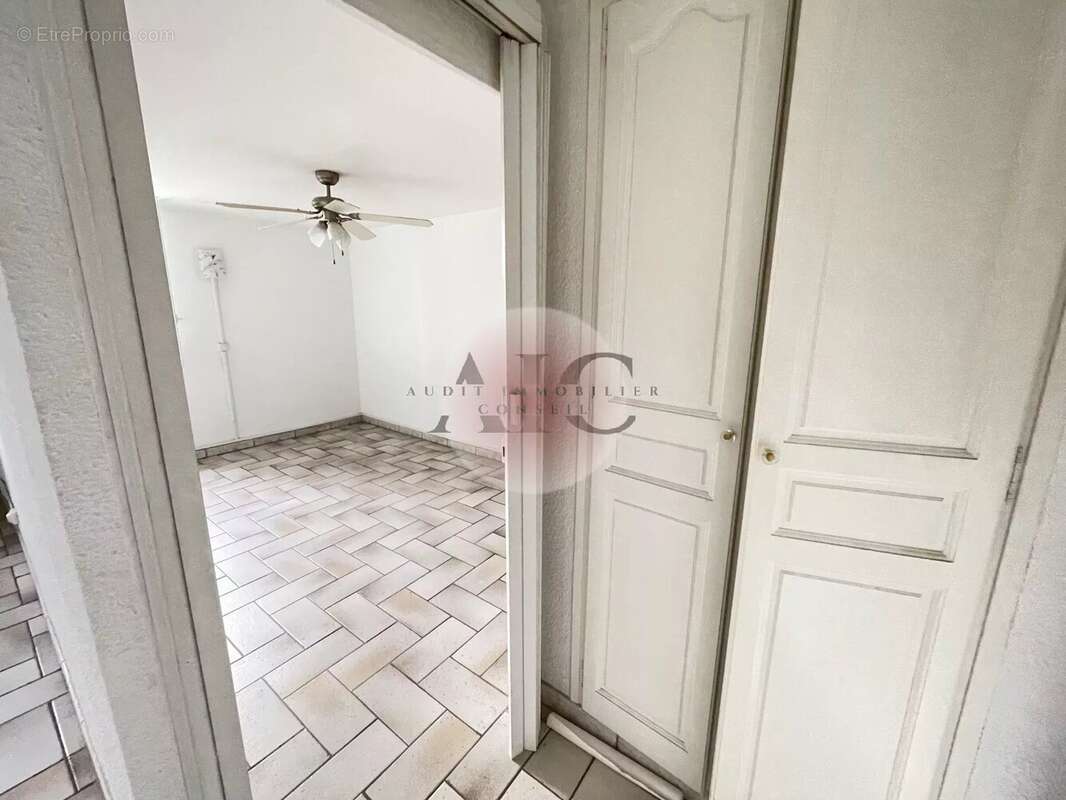 Appartement à FAYENCE