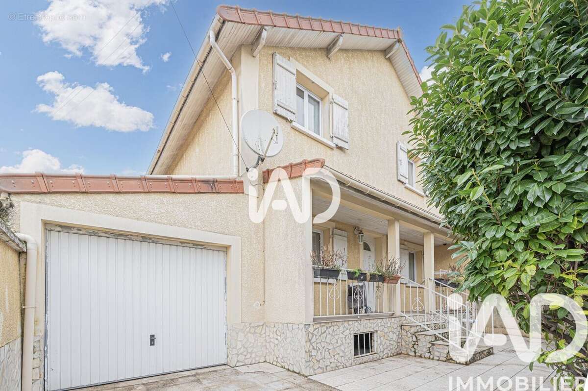 Photo 2 - Maison à VILLEPINTE