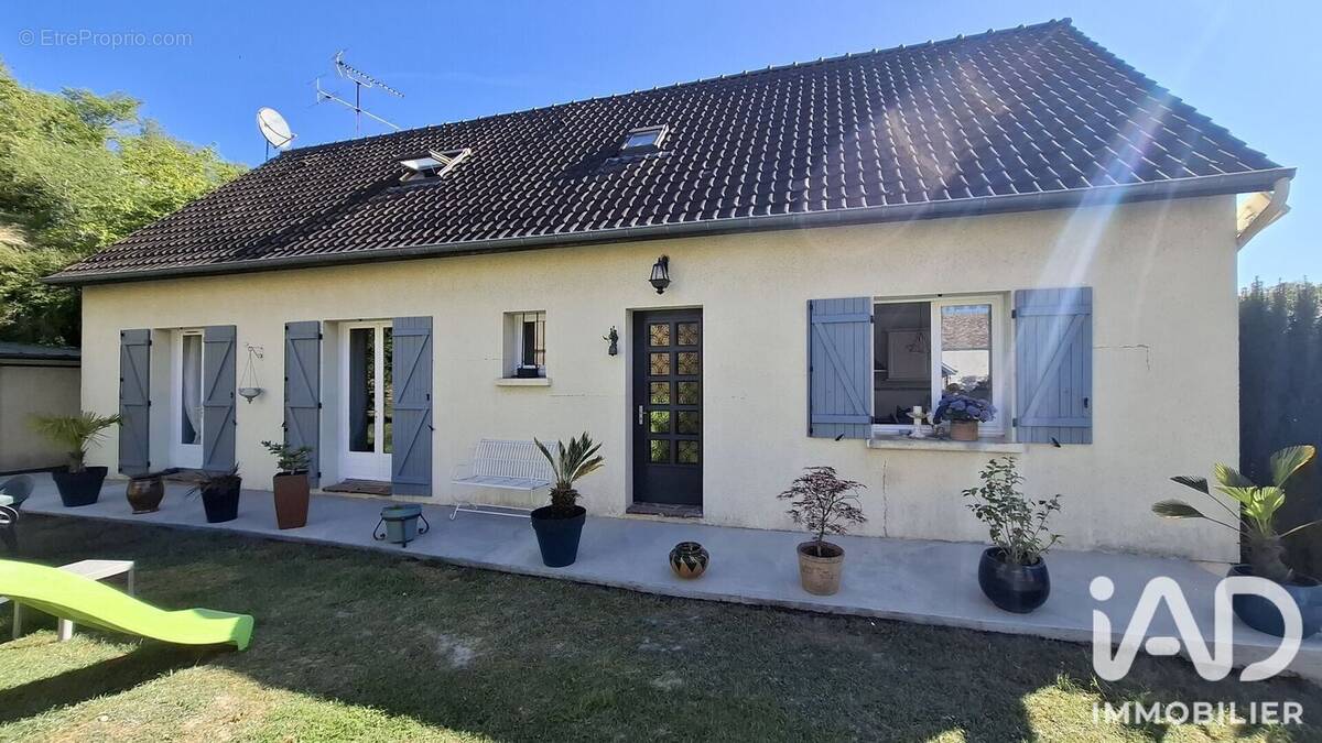 Photo 1 - Maison à SAINTE-GEMME-MORONVAL