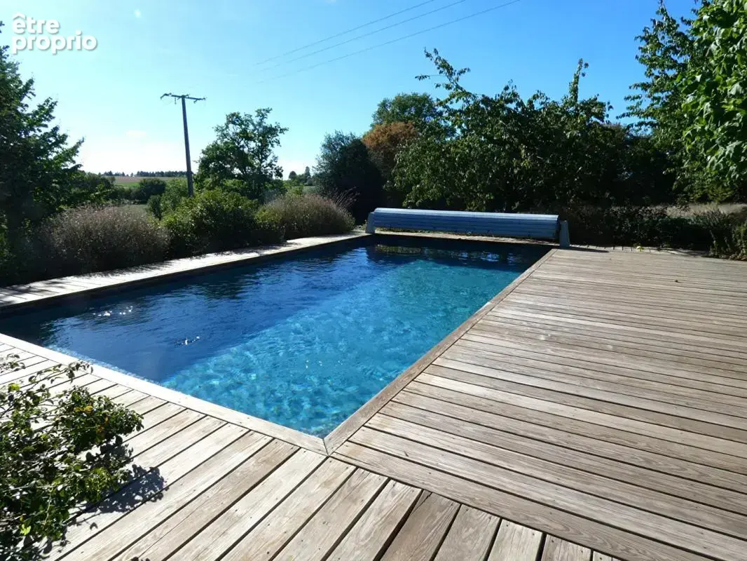 Maison 130 m2 / 3 chambres / piscine / terrain 5749m² - photo 4