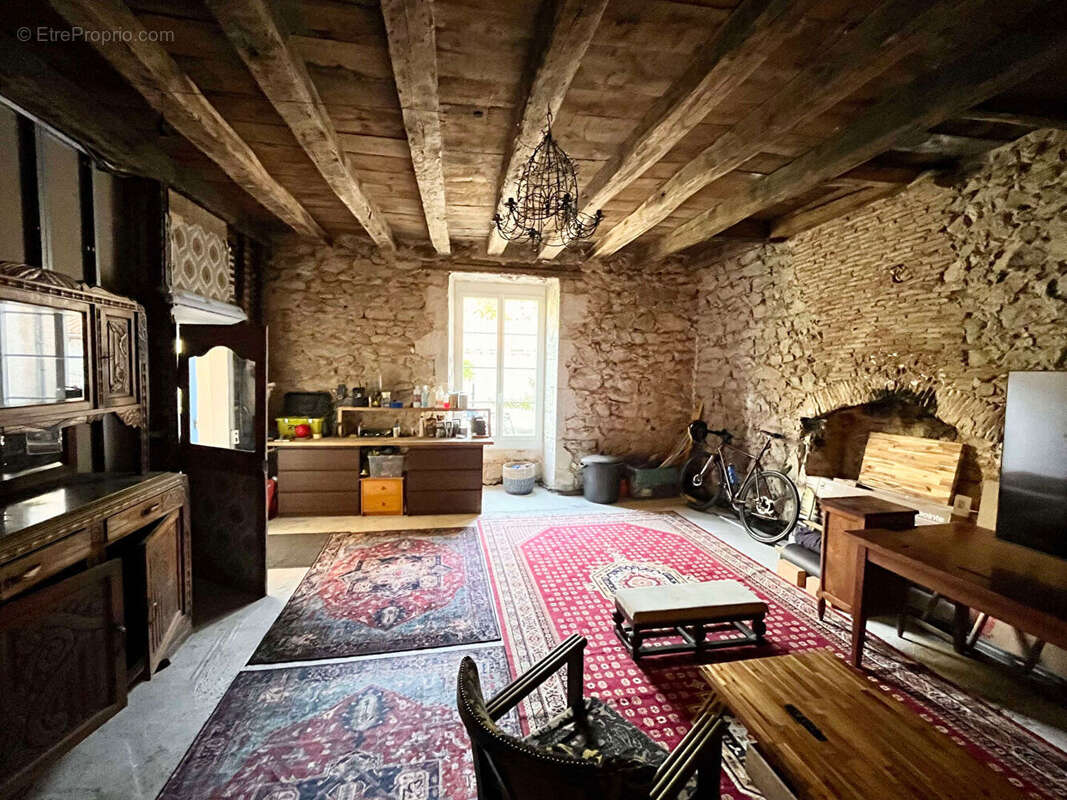 Maison à L'ISLE-JOURDAIN