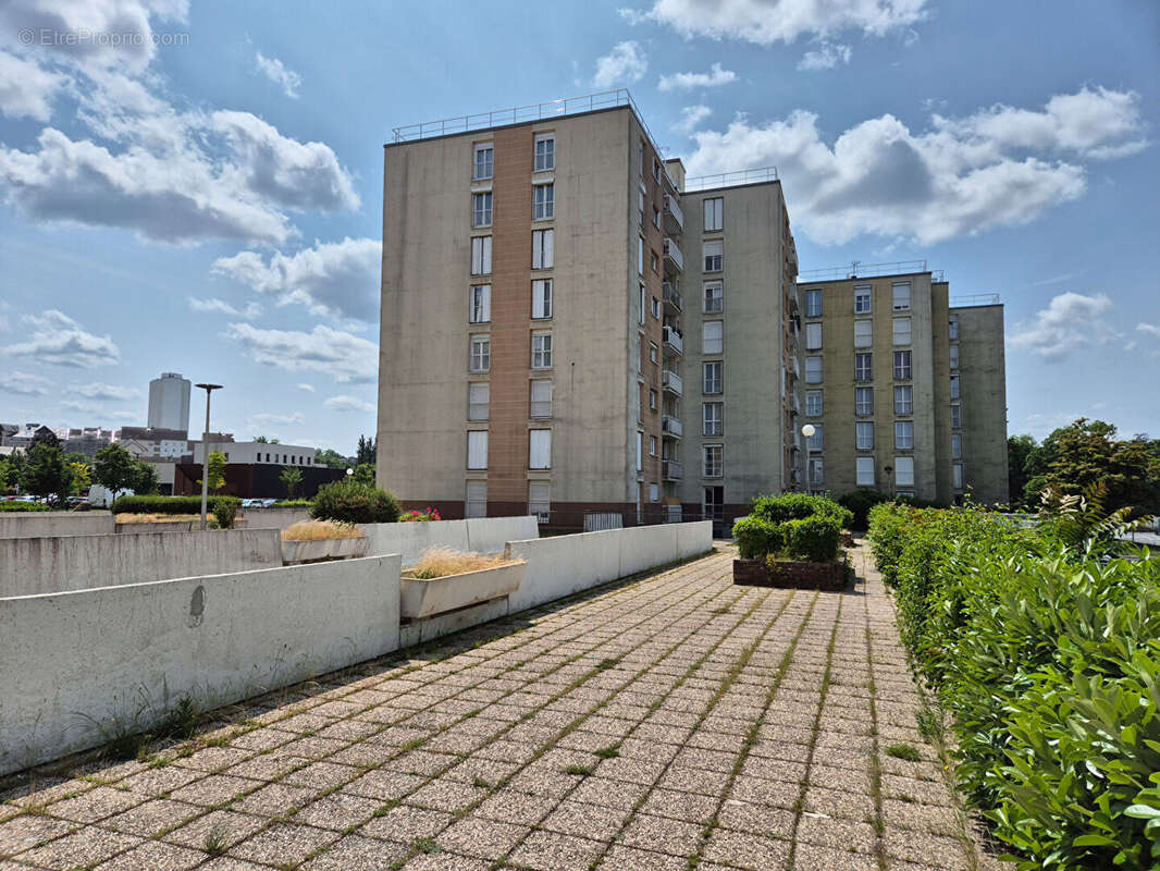 Appartement à DAMMARIE-LES-LYS