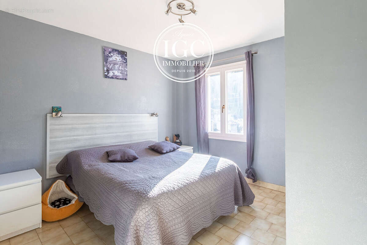 Maison à ENSUES-LA-REDONNE