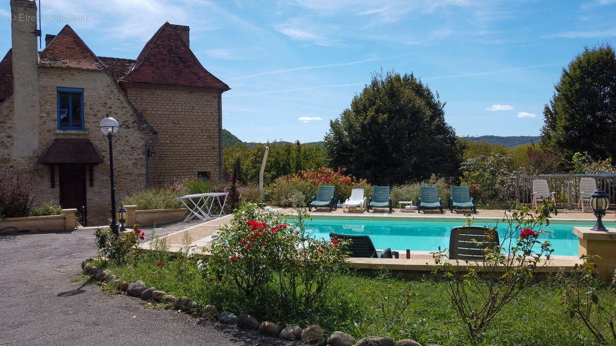 Maison à SAINT-VINCENT-DE-COSSE