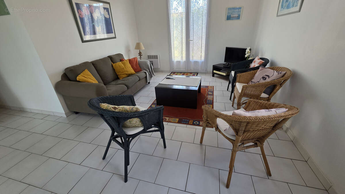 Maison à LA BREE-LES-BAINS