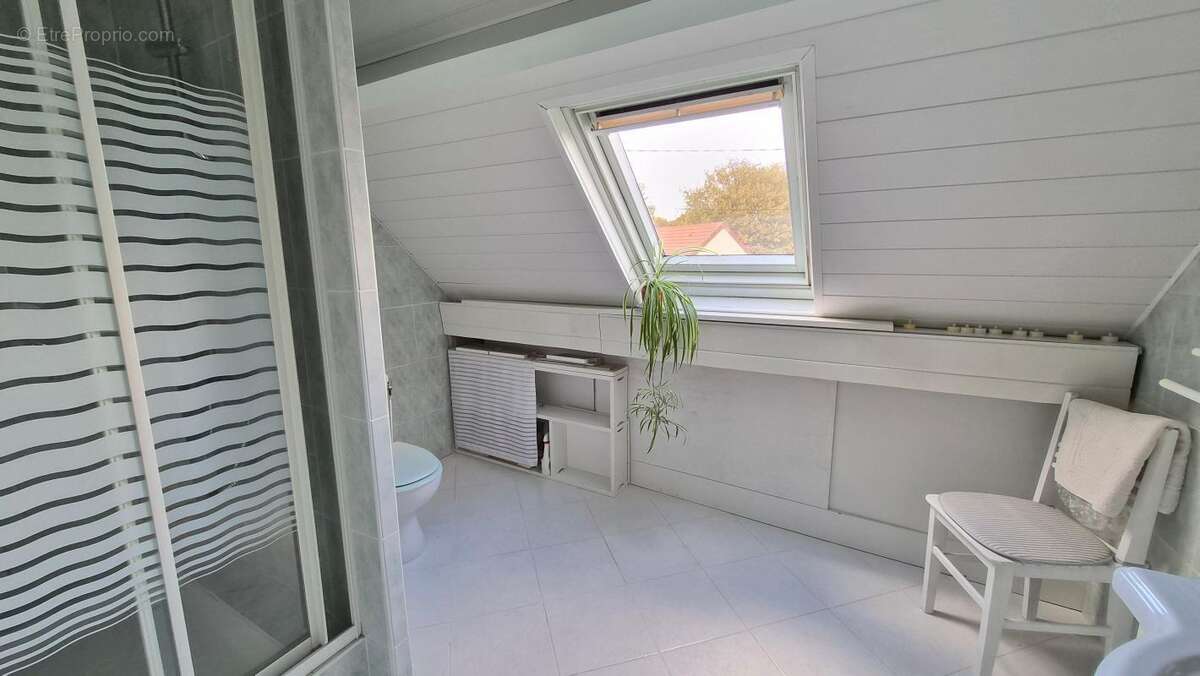 Maison à SAINT-GERMAIN-LES-ARPAJON