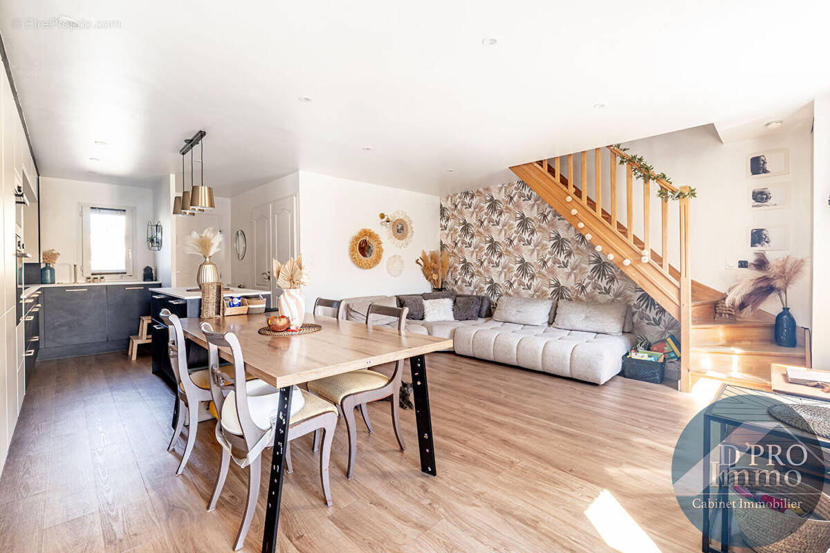 Maison à SAINT-SEBASTIEN-SUR-LOIRE