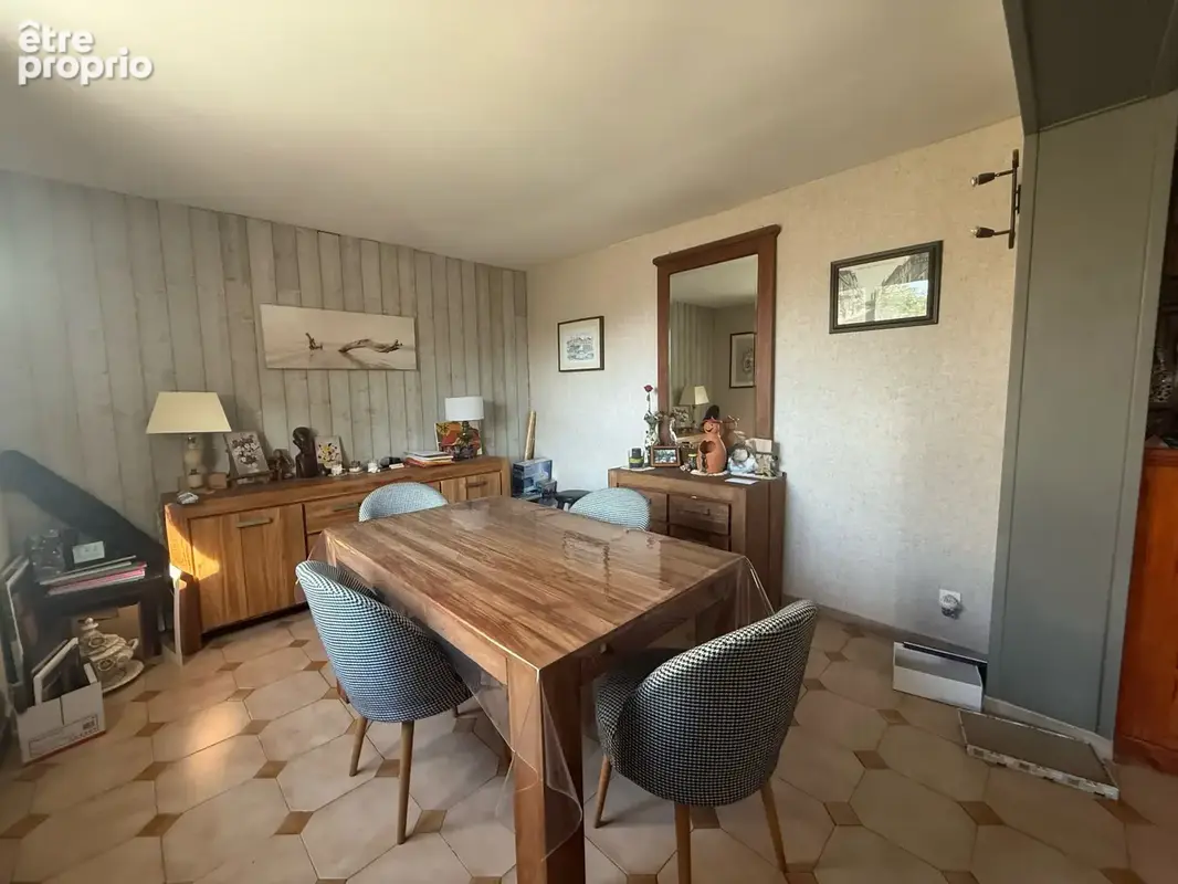 JACOU   Villa 4 chambres, plus de 110 m2 avec garage et 2 terrasses - photo 4