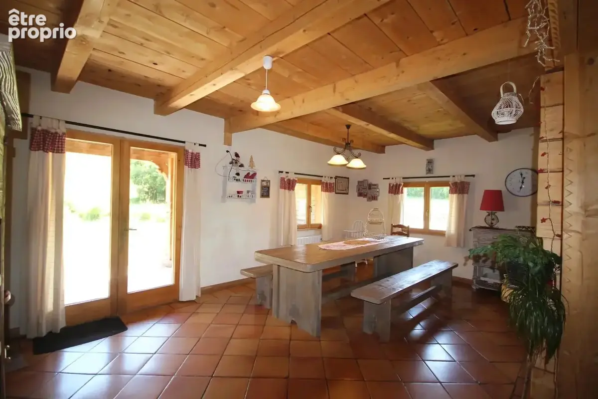 Chalet 4 faces avec terrain plat et arboré - photo 4