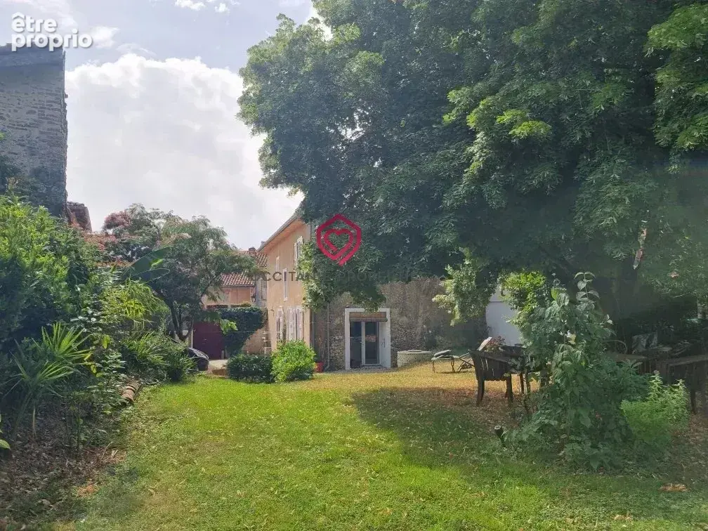 Photo Appartement à Monleon-Magnoac au prix de 349 000€