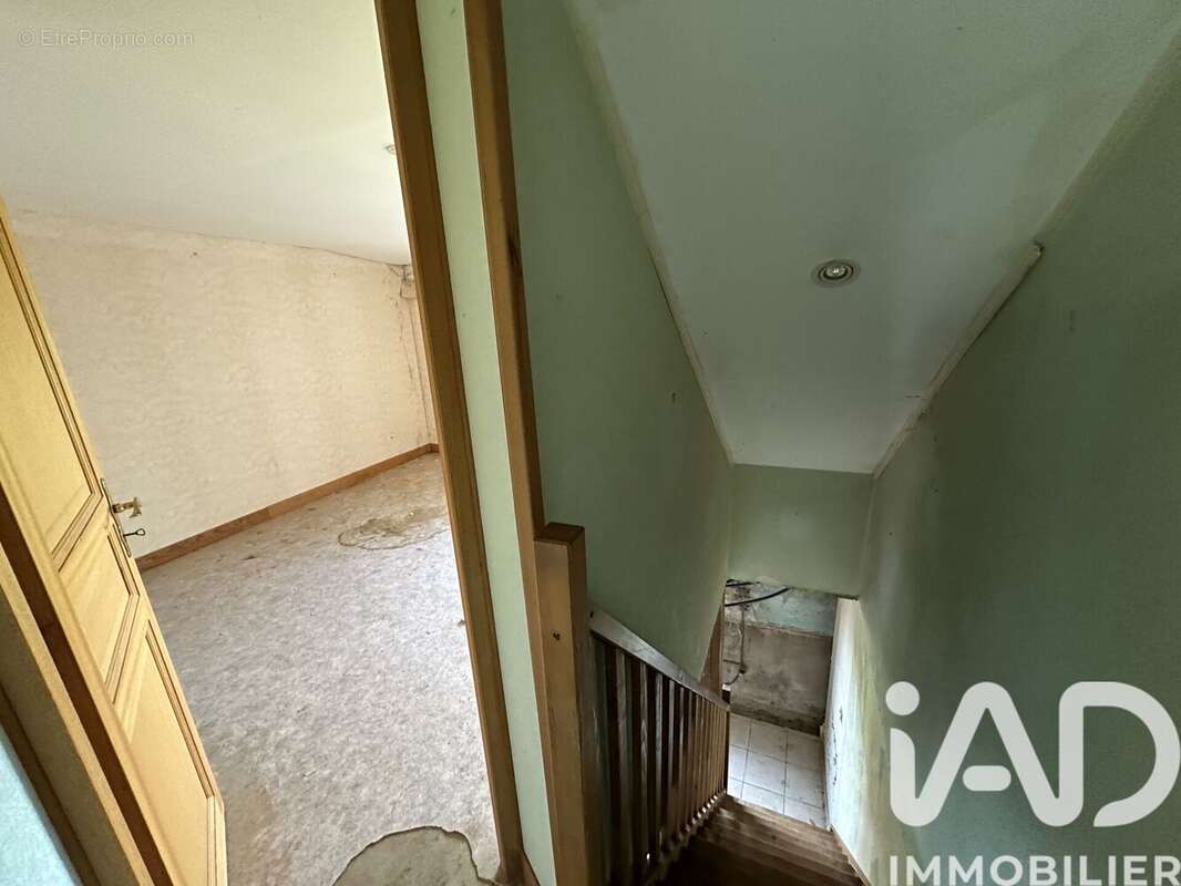 Maison 86 m² à Jesonville  - photo 8
