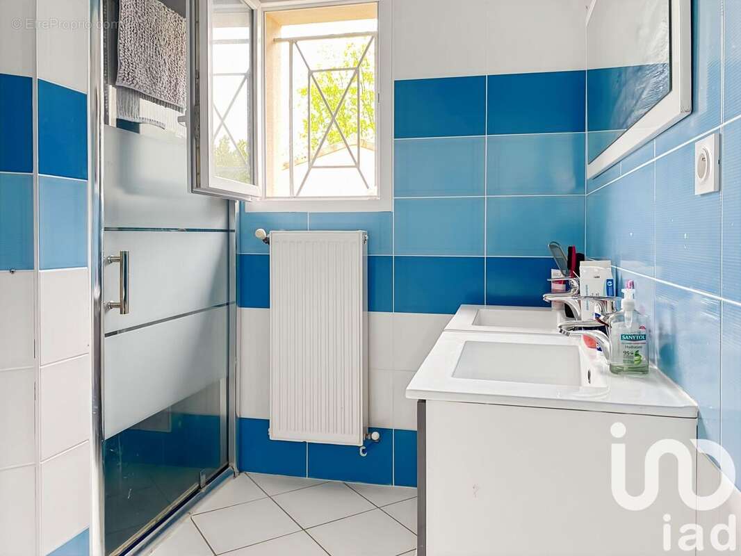 Photo 9 - Maison à SAINT-CHRISTOLY-DE-BLAYE