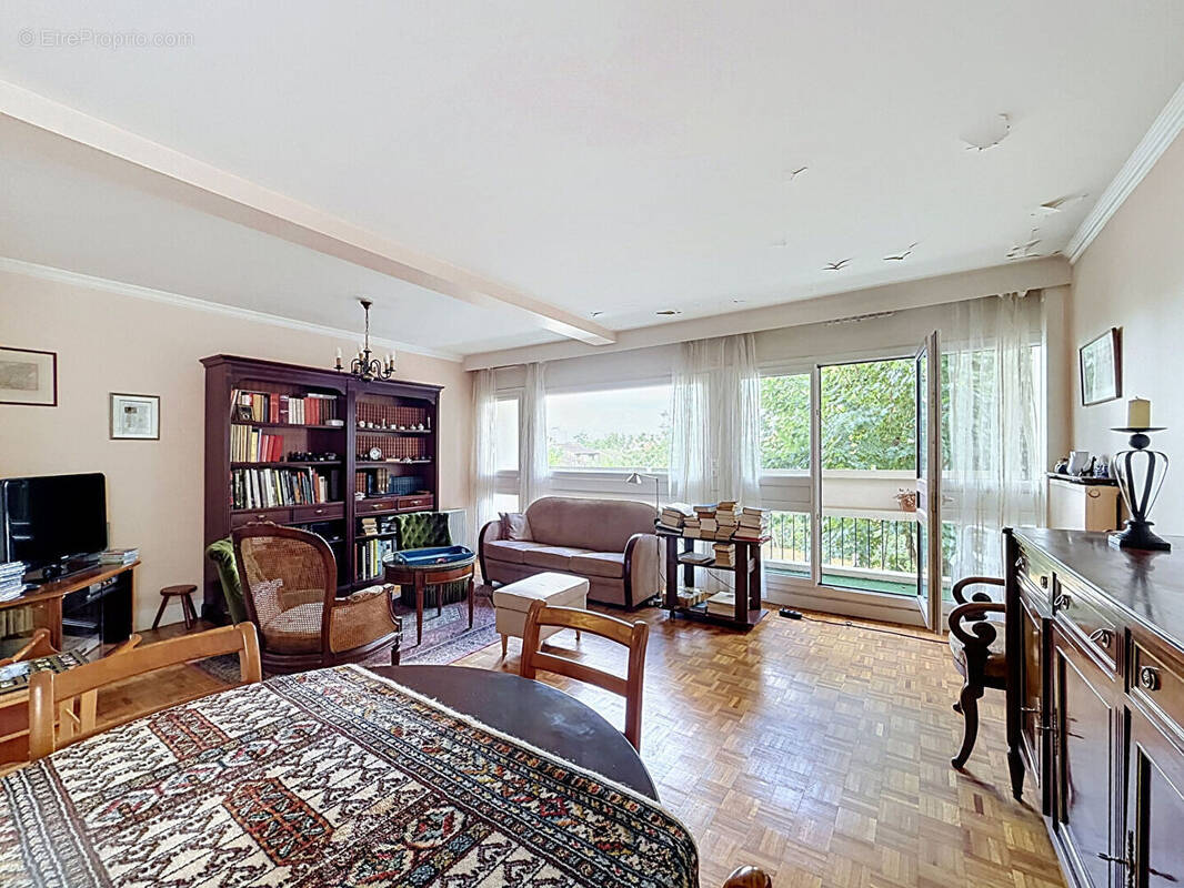 Appartement à NANTERRE
