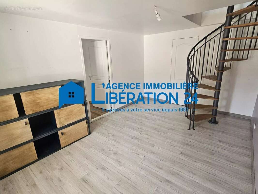 Belle maison de ville à Unieux avec apt indépendant - photo 13