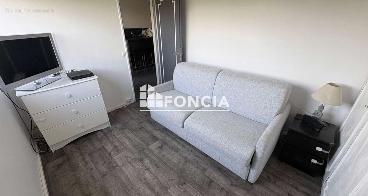 Appartement à FRESNES