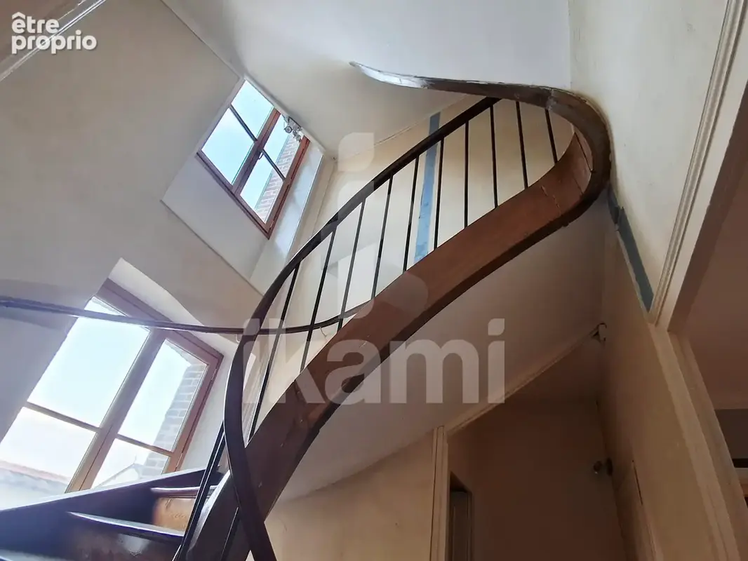 Seignelay en Bourgogne -  Maison bourgeoise  7 pièces + dépendances - photo 16