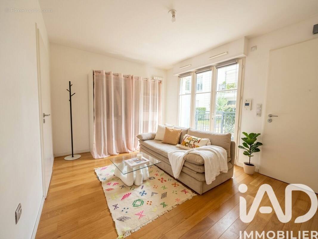Photo 1 - Appartement à PUTEAUX