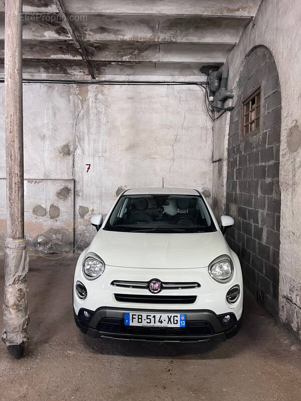 Parking à AIX-EN-PROVENCE
