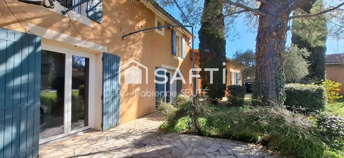 Photo 3 - Maison à L'ISLE-SUR-LA-SORGUE