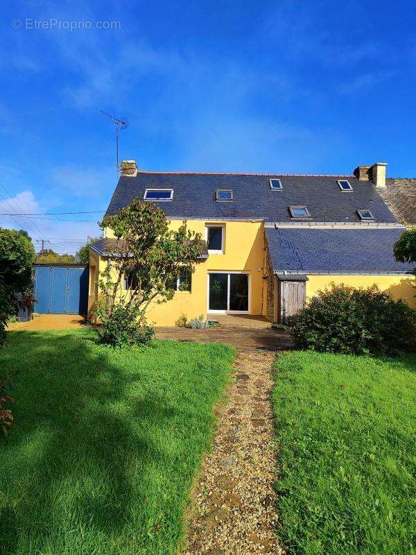 Maison à DREFFEAC