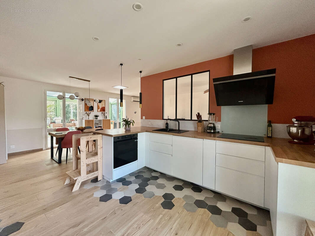 Maison de plain-pied, 3 chambres, garage, terrain - photo 5