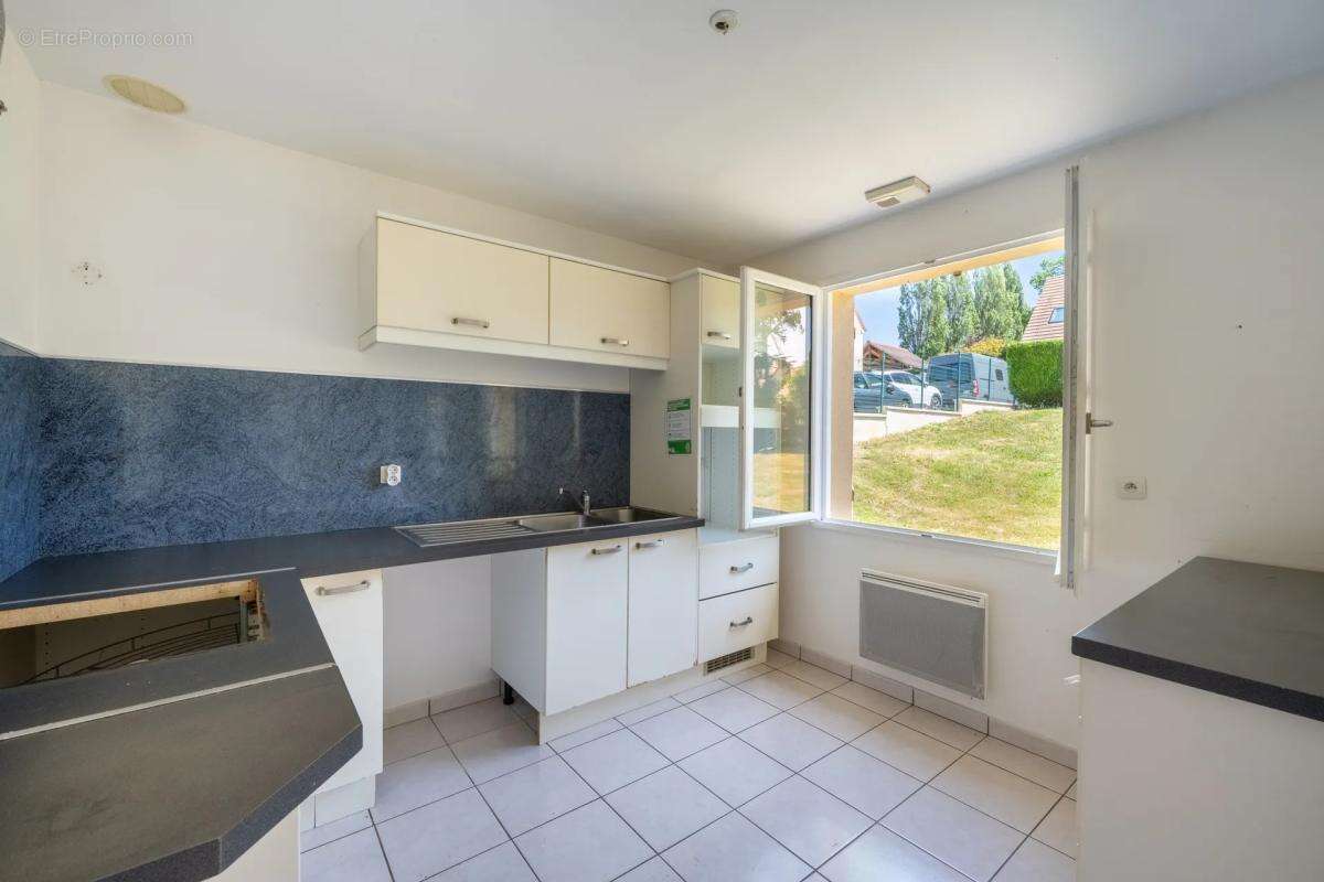SEPTEUIL : Maison plain pied de 126m2 Habitables - 5 chambres - - photo 7