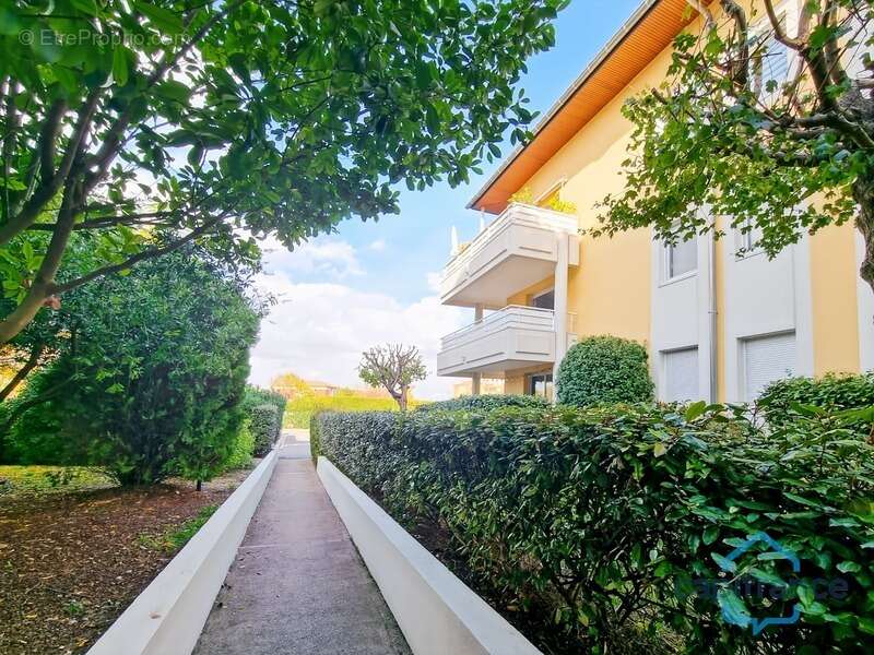 Appartement à LATTES