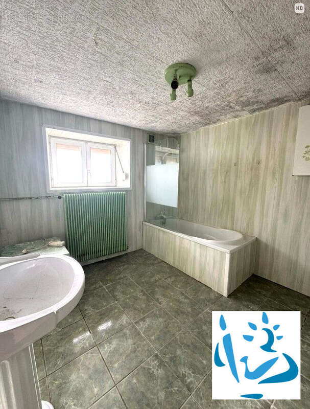 Maison à LES DEUX-VILLES