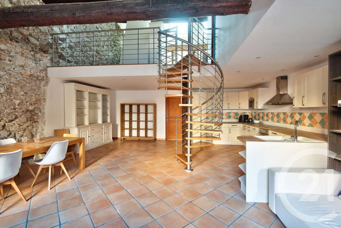 Appartement à VILLEFRANCHE-SUR-MER