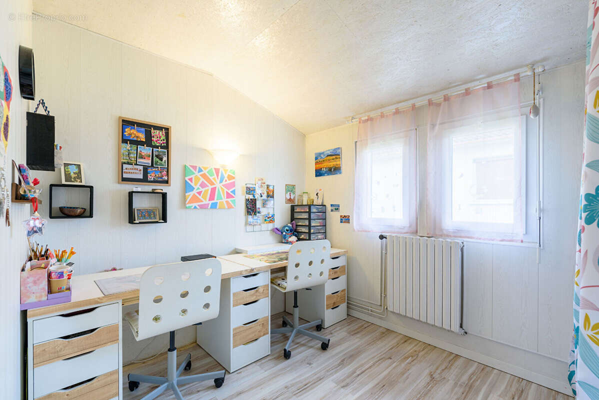 Maison à SAINT-PIERRE-DU-MONT