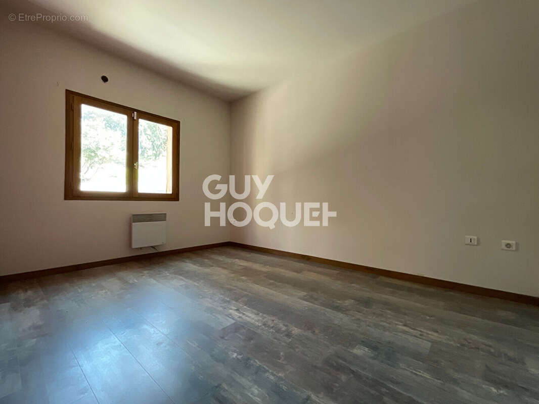 Maison à FONTAINE-DE-VAUCLUSE