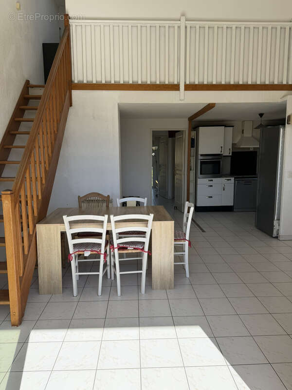 Appartement à LATTES